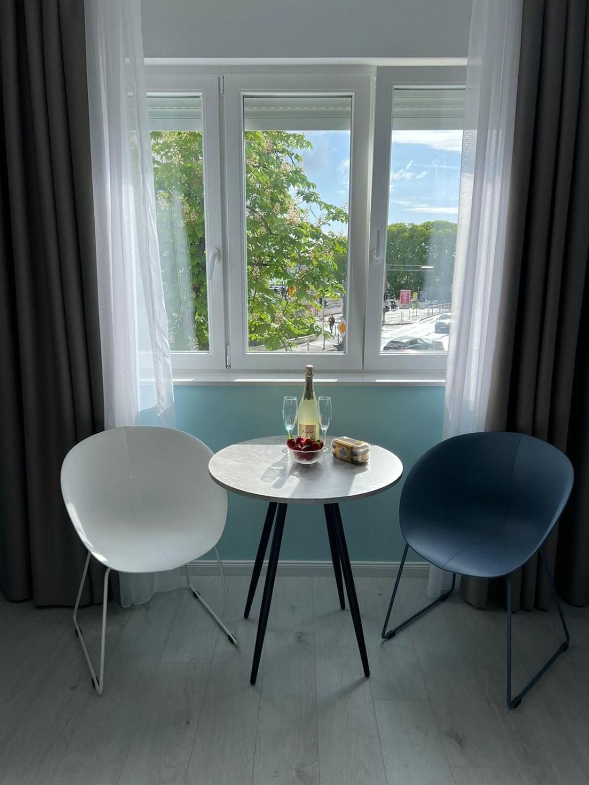 A-More Accommodation Spalato Esterno foto