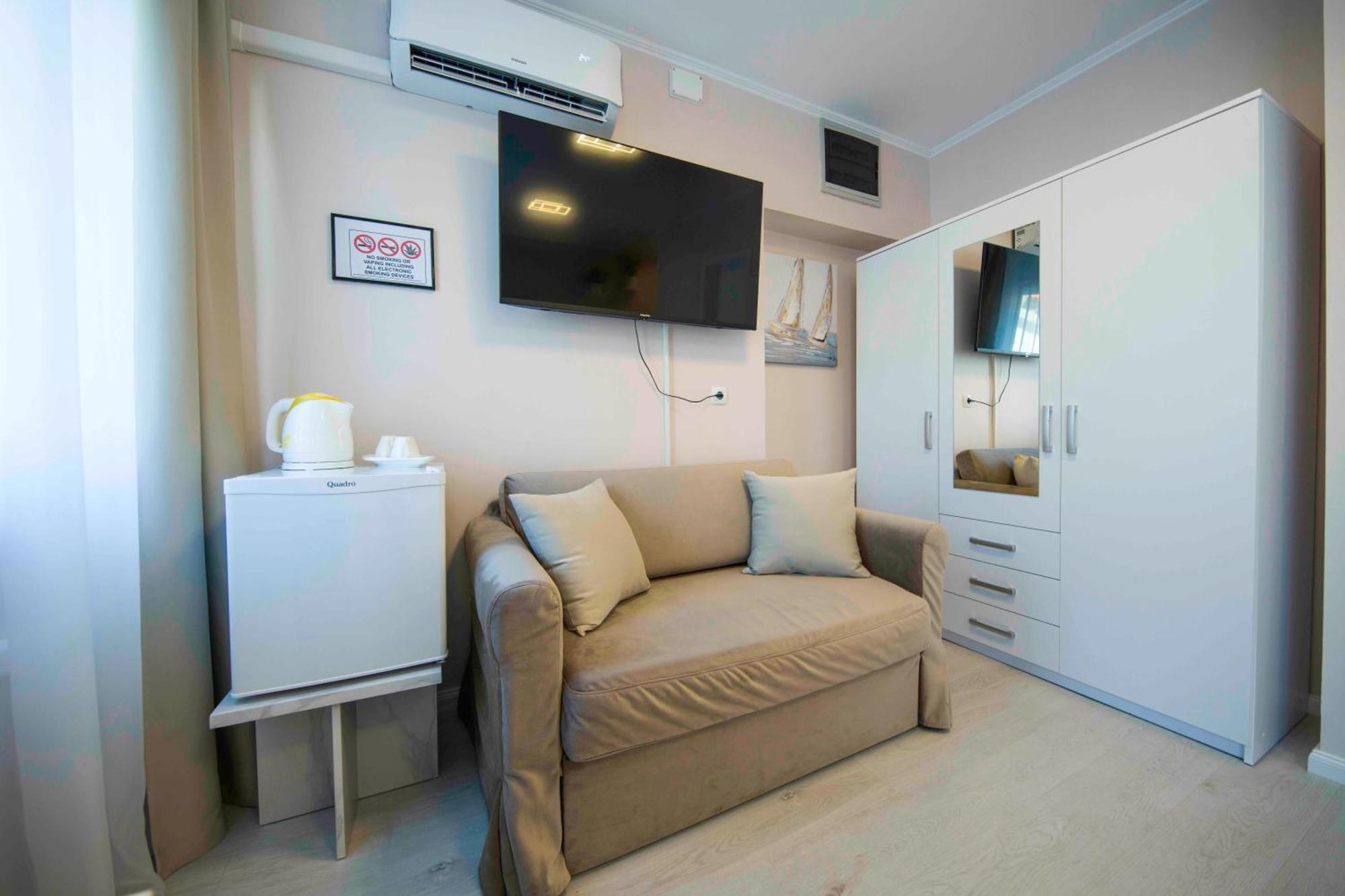 A-More Accommodation Spalato Esterno foto