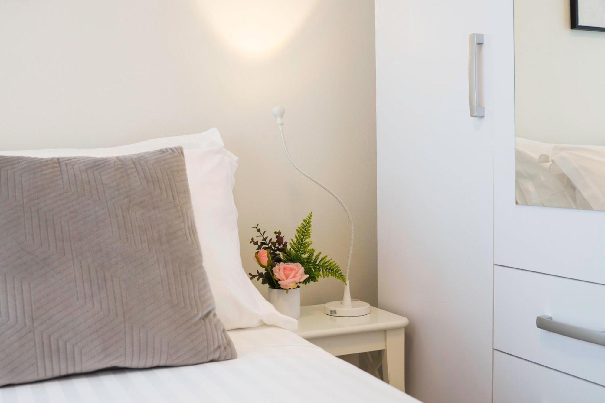 A-More Accommodation Spalato Esterno foto